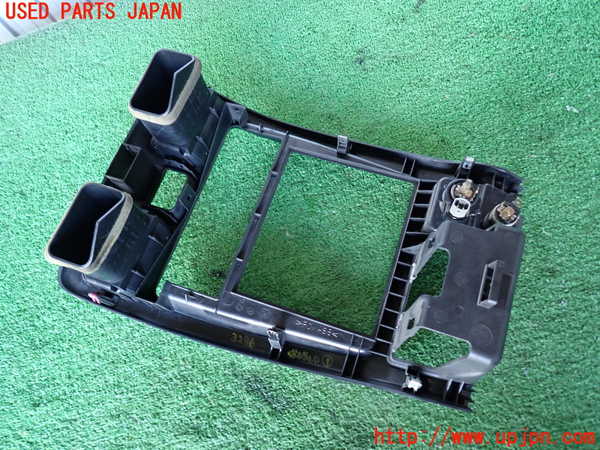 2UPJ-9232867526]ハイラックスサーフ(KZN185W)エアコン吹き出し口1 (真中) 中古_3