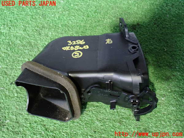 2UPJ-9232867527]ハイラックスサーフ(KZN185W)エアコン吹き出し口2 (右) 中古_2