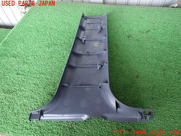 2UPJ-9232867670]ハイラックスサーフ(KZN185W)左センターピラートリム 中古_2