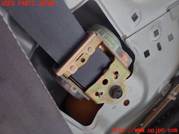 2UPJ-9232867155]ハイラックスサーフ(KZN185W)右2列目シートベルト 中古_2