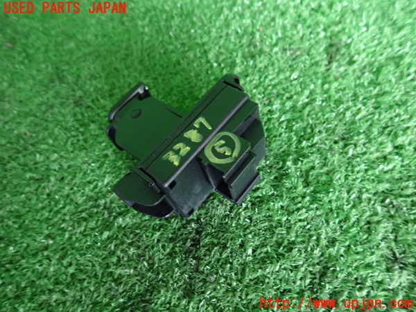 2UPJ-9232876310]マセラティ・ギブリ(MG30A)スイッチ5 (電動パーキングブレーキ) 中古_2