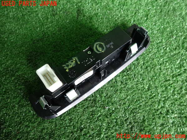 2UPJ-9232876311]マセラティ・ギブリ(MG30A)スイッチ6 中古_2