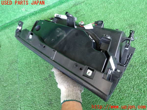 2UPJ-9232877516]マセラティ・ギブリ(MG30A)グローブボックス1 中古_2