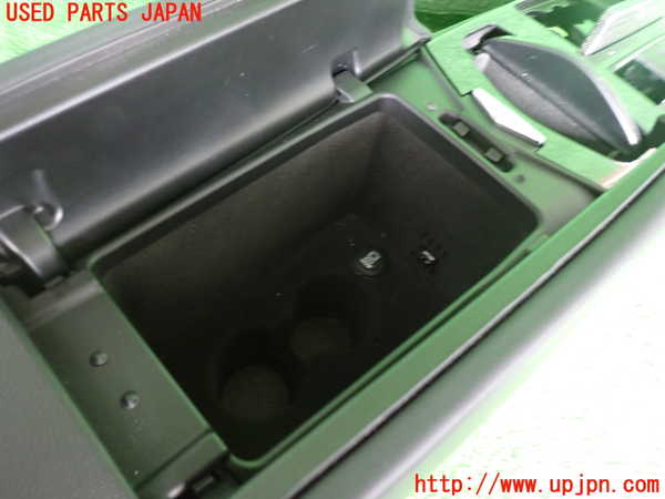 2UPJ-9232877540]マセラティ・ギブリ(MG30A)センターコンソール 中古_5
