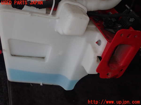 1UPJ-9232886791]アウディ・A1 スポーツバック(8XCHZ)ウォッシャータンク1 中古_2