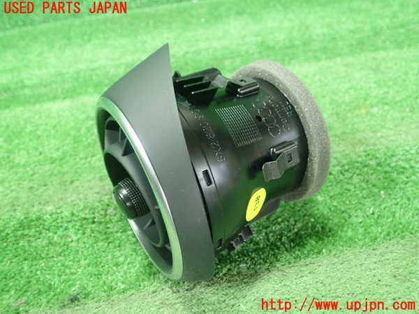 1UPJ-9232887528]アウディ・A1 スポーツバック(8XCHZ)エアコン吹き出し口3 (左) 中古_2