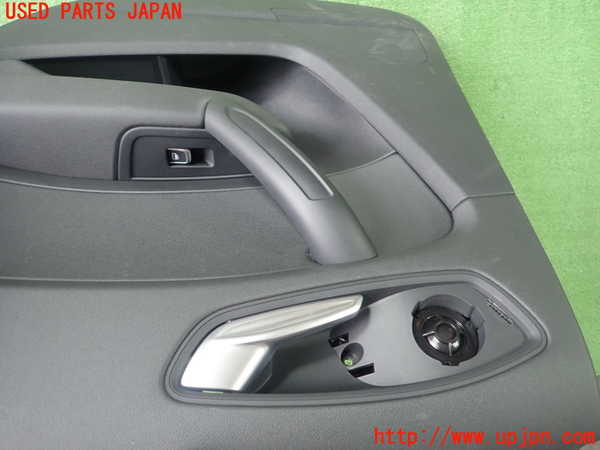 1UPJ-9232881294]アウディ・A1 スポーツバック(8XCHZ)右後ドア内張り 中古_2