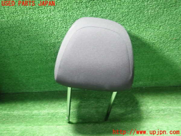 1UPJ-9232887040]アウディ・A1 スポーツバック(8XCHZ)運転席ヘッドレスト 中古_2