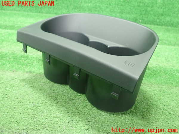 1UPJ-9232887810]アウディ・A1 スポーツバック(8XCHZ)ドリンクホルダー 中古_2