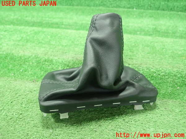 1UPJ-9232887575]アウディ・A1 スポーツバック(8XCHZ)シフトブーツ 中古_2