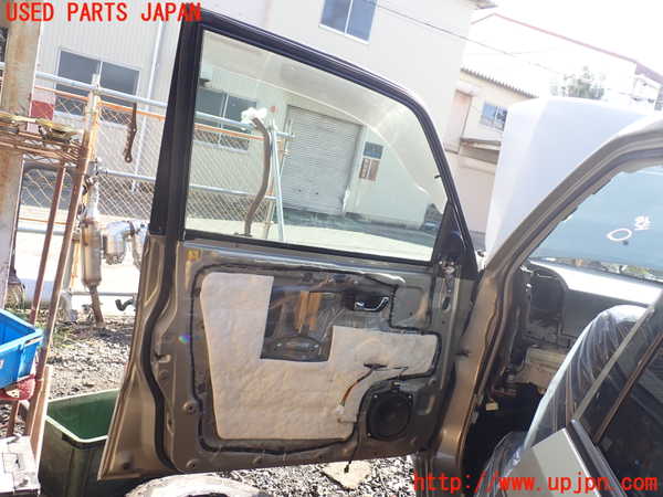 1UPJ-9232891260]パジェロ(V98W)左前ドア AGC M2H3 中古_4