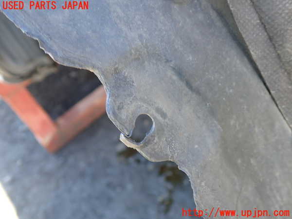 1UPJ-9232891090]パジェロ(V98W)右前フェンダーライナー 中古_2