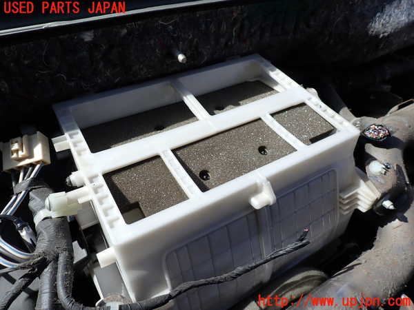 1UPJ-9232896081]パジェロ(V98W)エバポレーター1 (フロント) 中古_2