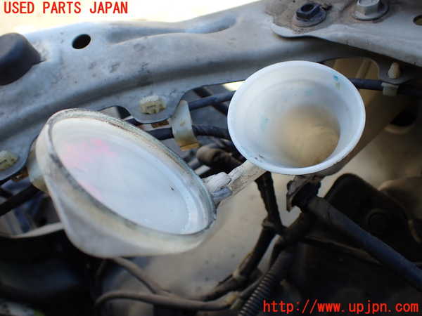 1UPJ-9232896791]パジェロ(V98W)ウォッシャータンク1 中古_2