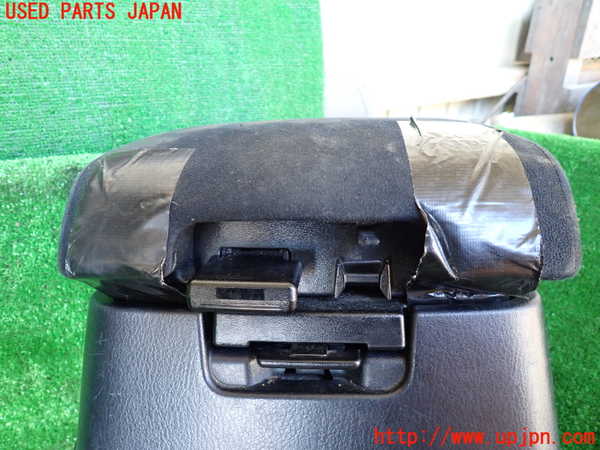 1UPJ-9232897540]パジェロ(V98W)センターコンソール 中古_2