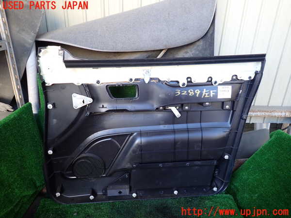 1UPJ-9232891264]パジェロ(V98W)左前ドア内張り 中古_4