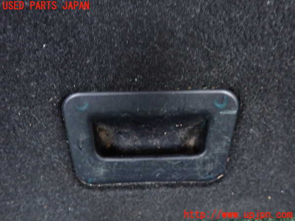 1UPJ-9232897771]パジェロ(V98W)ラゲッジトレイ1 中古_2