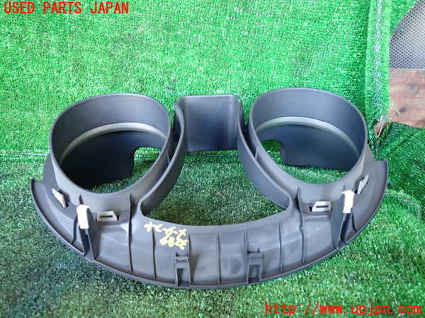 1UPJ-9232897510]パジェロ(V98W)メーターフード 中古_2