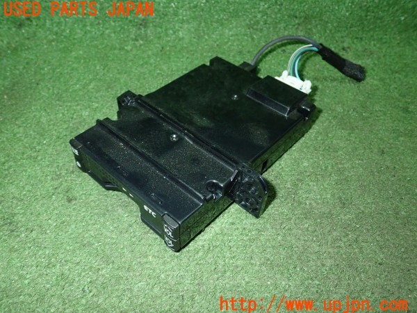 3UPJ=9232900503]レクサス CT200h(ZWA10)純正ビルトイン 86980-76010 ETC車載器 中古_2