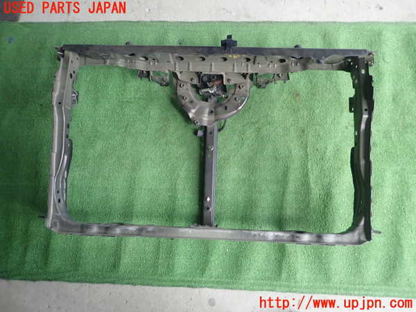 1UPJ-9232901041]レクサス・CT200h(ZWA10)コアサポート 中古_3