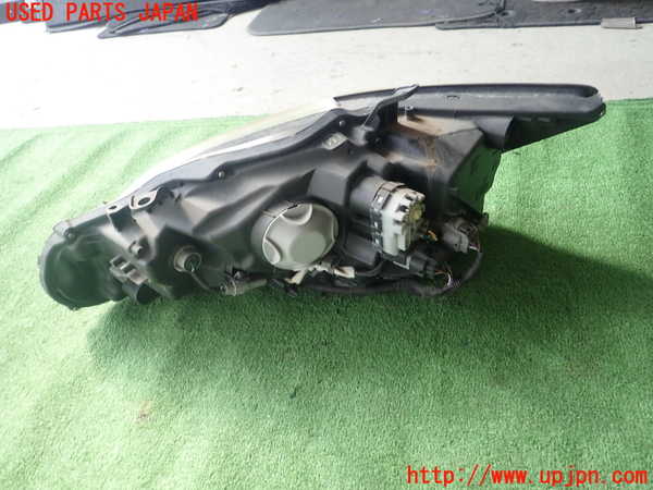 1UPJ-9232901130]レクサス・CT200h(ZWA10)右ヘッドライト LED 中古_2
