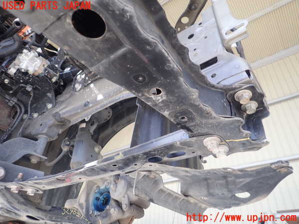 1UPJ-9232905296]レクサス・CT200h(ZWA10)メンバー1 中古_2