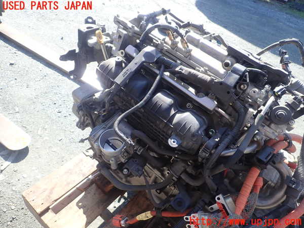 1UPJ-9232902010]レクサス・CT200h(ZWA10)エンジン 2ZR-FXE 中古_2