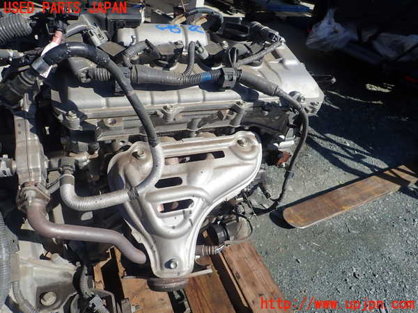 1UPJ-9232902010]レクサス・CT200h(ZWA10)エンジン 2ZR-FXE 中古_3