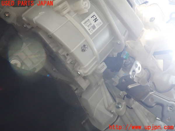 1UPJ-9232906081]レクサス・CT200h(ZWA10)エバポレーター1 中古_2