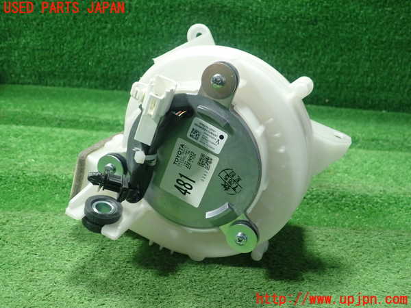 1UPJ-9232906095]レクサス・CT200h(ZWA10)ブロアファン(ブロアーファン) 中古_2