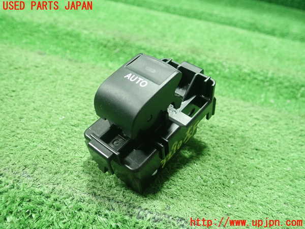 1UPJ-9232906245]レクサス・CT200h(ZWA10)左前パワーウィンドウスイッチ 中古_2