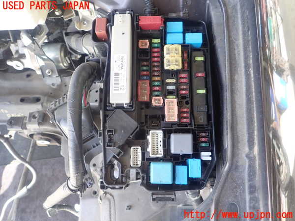 1UPJ-9232906741]レクサス・CT200h(ZWA10)ヒューズボックス1 中古_2