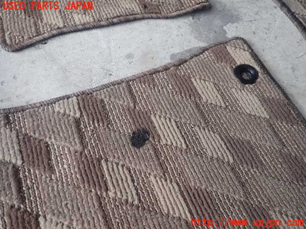 1UPJ-9232907800]レクサス・CT200h(ZWA10)フロアマット 中古_3