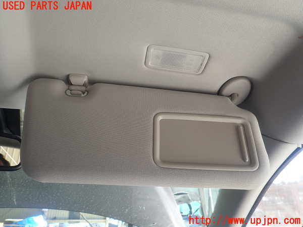 1UPJ-9232907625]レクサス・CT200h(ZWA10)室内サンバイザー右側 中古_2