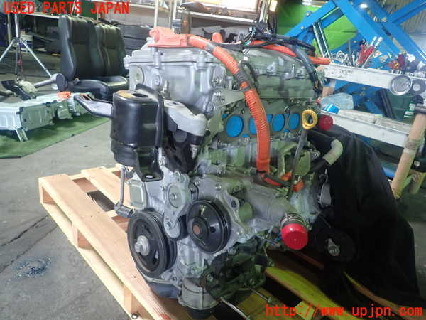 1UPJ-9232912010]ハリアー ハイブリッド(AVU65W)エンジン 2AR-FXE 4WD 中古_2