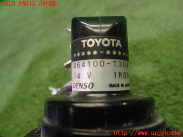 1UPJ-9232912110]ハリアー ハイブリッド(AVU65W)ウォーターポンプ 中古_4