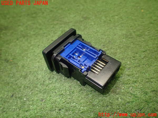 1UPJ-9232916309]ハリアー ハイブリッド(AVU65W)スイッチ4 (AV100V) 中古_3