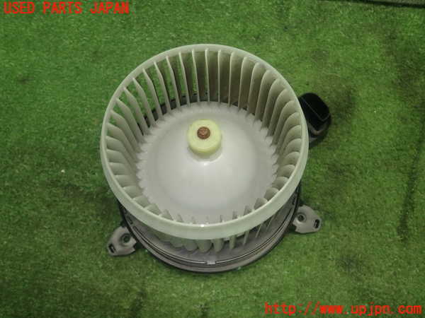 1UPJ-9232916095]ハリアー ハイブリッド(AVU65W)ブロアファン(ブロアーファン) 中古_4