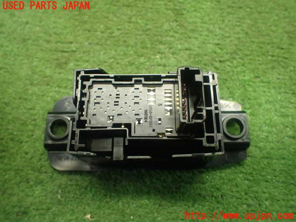 1UPJ-9232916245]ハリアー ハイブリッド(AVU65W)左前パワーウィンドウスイッチ 中古_3