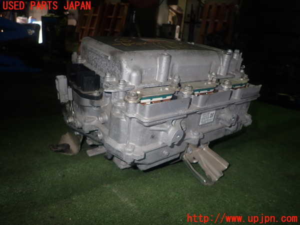 1UPJ-9232916916]ハリアー ハイブリッド(AVU65W)インバーターコンバーター 中古_3