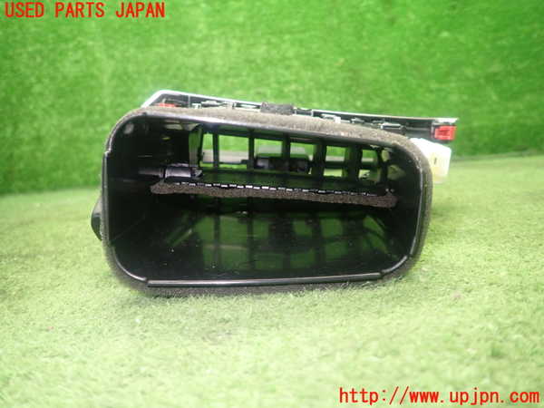 1UPJ-9232917526]ハリアー ハイブリッド(AVU65W)エアコン吹き出し口1 (右) 中古_4