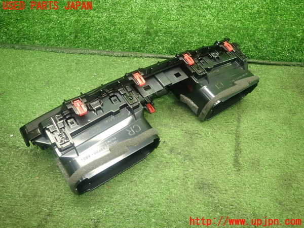 1UPJ-9232917528]ハリアー ハイブリッド(AVU65W)エアコン吹き出し口3 (真中) 中古_3