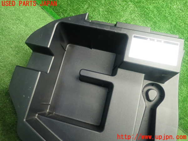 1UPJ-9232917772]ハリアー ハイブリッド(AVU65W)ラゲッジトレイ2 中古_3