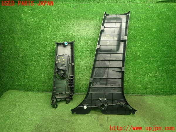 1UPJ-9232917670]ハリアー ハイブリッド(AVU65W)左センターピラートリム 中古_2