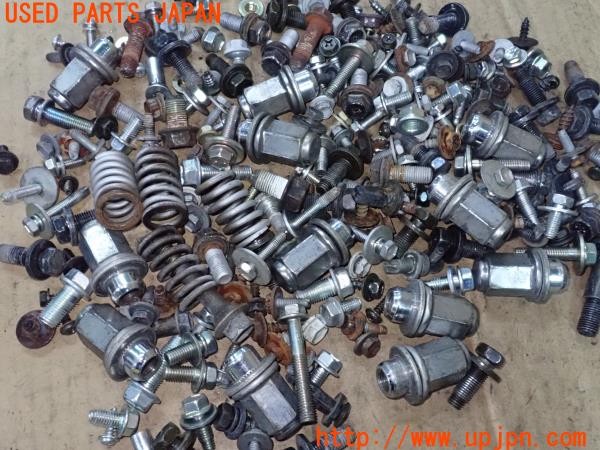 3UPJ=9232920720]アルファードG(MNH10W)ネジ・ナット・ステー類 セット ジャンク_3