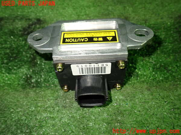 1UPJ-9232926382]アルファードG(MNH10W)センサー2 (ヨーレート) 中古_2