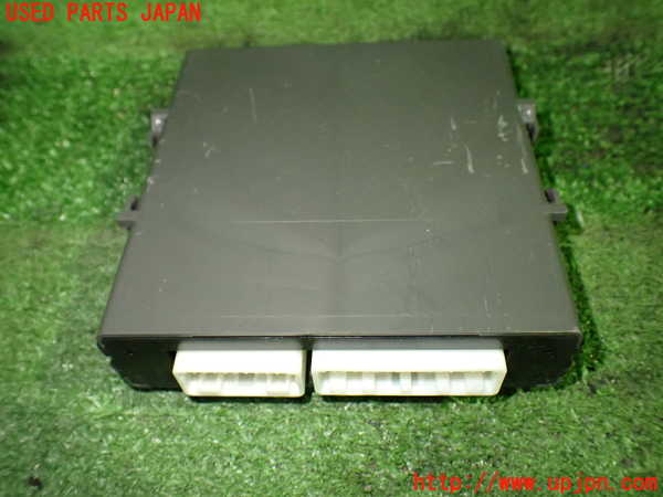 1UPJ-9232926148]アルファードG(MNH10W)コンピューター3 (89940-58010) 中古_2