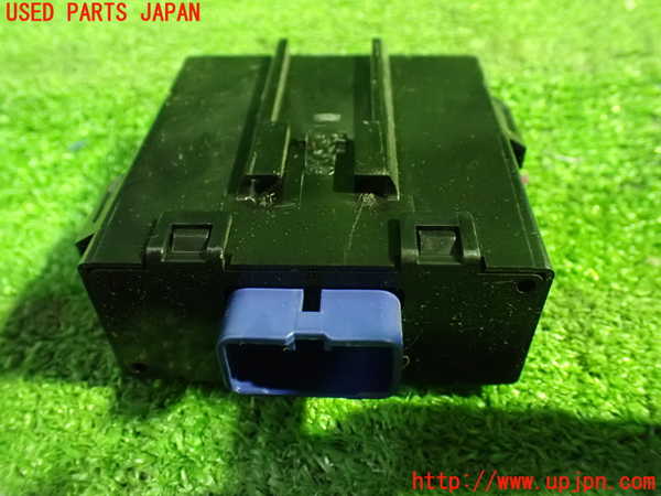 1UPJ-9232926153]アルファードG(MNH10W)コンピューター8 (オートカーテン) 中古_2