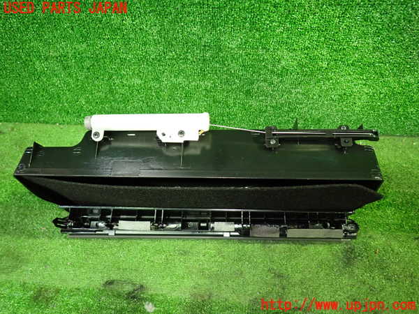 1UPJ-9232927516]アルファードG(MNH10W)グローブボックス1 中古_3