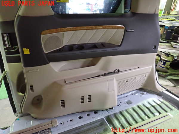 1UPJ-9232927675]アルファードG(MNH10W)右リアピラートリム 中古_4